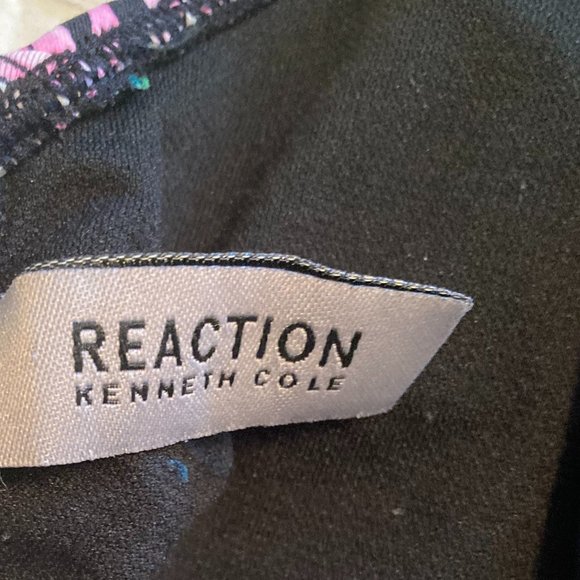 Kenneth Cole Reaction Women's One Piece Swimsuit -EUC - Picture 7 of 7